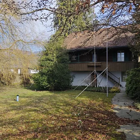 Neb-thun Lodge's Seehaus 1 Gwatt Dağ evi *