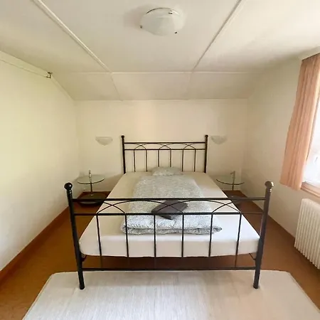 Neb-thun Lodge's Seehaus 1 Gwatt Domek alpejski